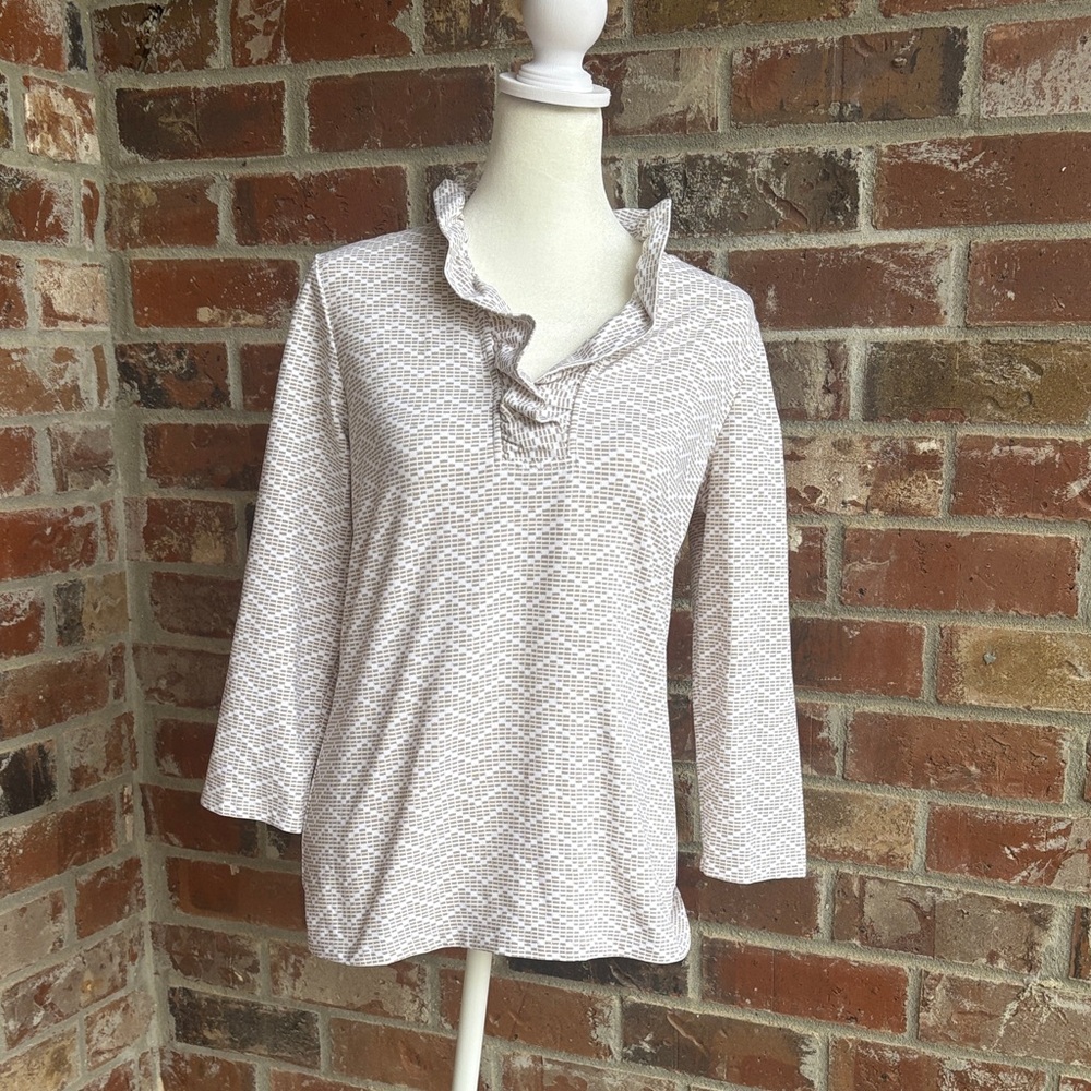J. McLaughlin Medium khaki white 3/4 sleeve ruffle neck blouse